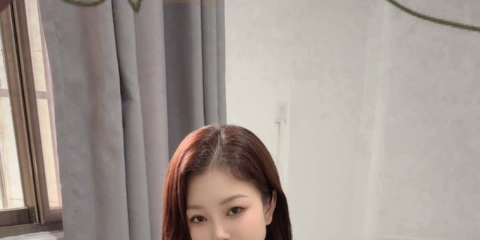 梅花园新人天然大乃肤白甜妹安若若