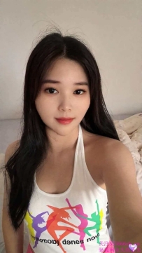 白云黄边小叮当