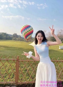 汁水多多的大胸美女-小小