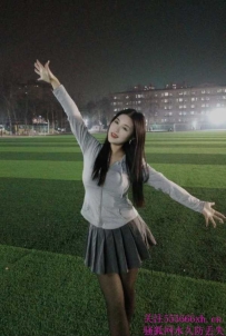 丝足诱惑口爆抓龙筋_龙儿