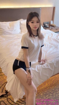 制服诱惑萝莉嫩妹妹柒柒